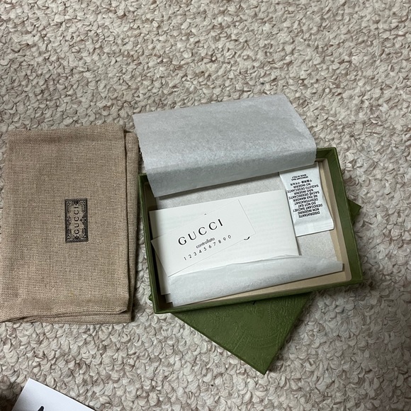 ❌SOLD❌ Gucci Marmont Cardholder - Picture 9 of 10